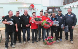 Critérium 2015 : Le Podium, de gauche à droite: 3è l' Ain, 1er Madagascar, 2è  la Loire.