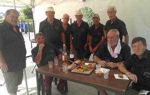 là c'est après le match, merci à la pétanque des Carrés de l'agréable accueil