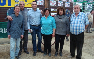 Adversaires d'un soir dans l'amitié, J-Luc, Michel, J-Paul Bosland, Nadia, Nelly & Michel.
