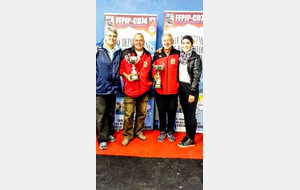 2017 07 02 Qualif France DJP. De gauche à droite: Rachel & Papy, Jacky et sa fille.